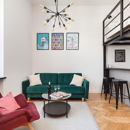 Stylowe Studio Z Antresola Warszawa Exteriör bild